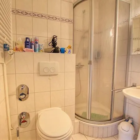 - Haus F, App 0f0508 Διαμέρισμα
